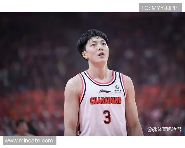 广东男篮再战上海胡明轩面临严防徐杰期待出色表现杜锋志在带队横扫晋级