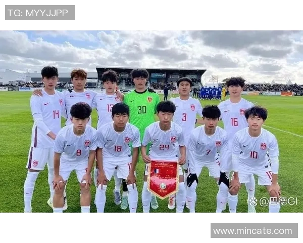 中国男足迎战法国队期待逆袭展现实力与风采